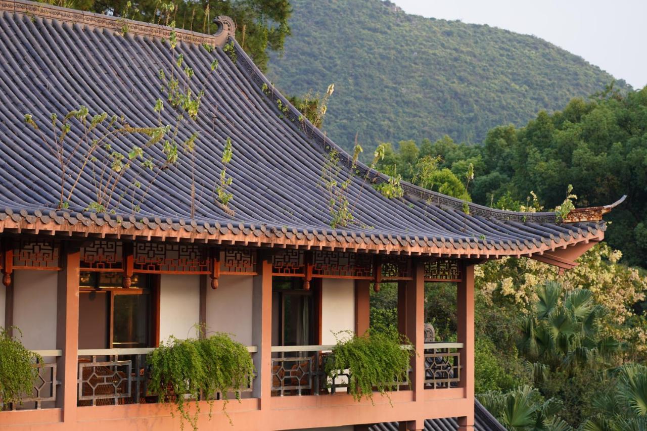 Guilin Yi Characteristic Hotel Coltd Bagian luar foto