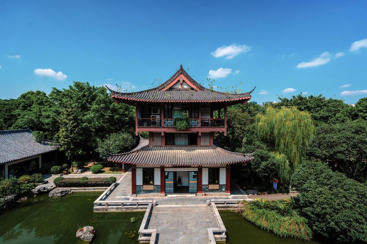 Guilin Yi Characteristic Hotel Coltd Bagian luar foto