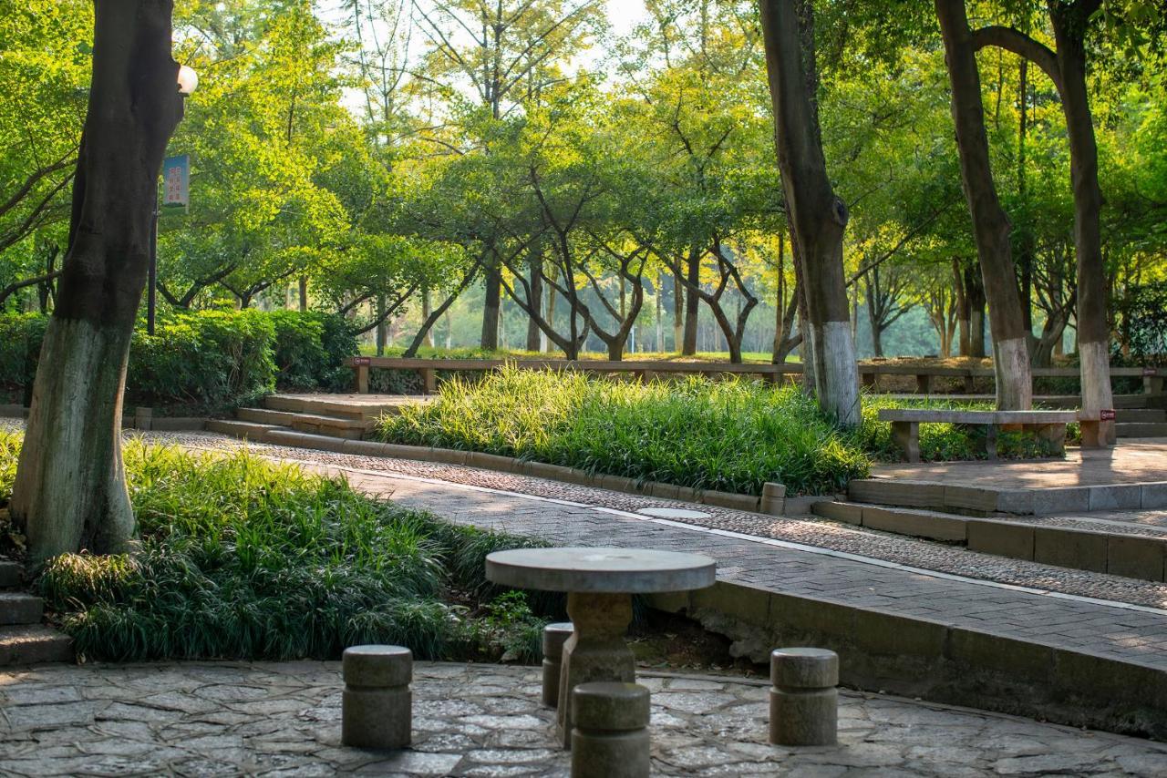 Guilin Yi Characteristic Hotel Coltd Bagian luar foto